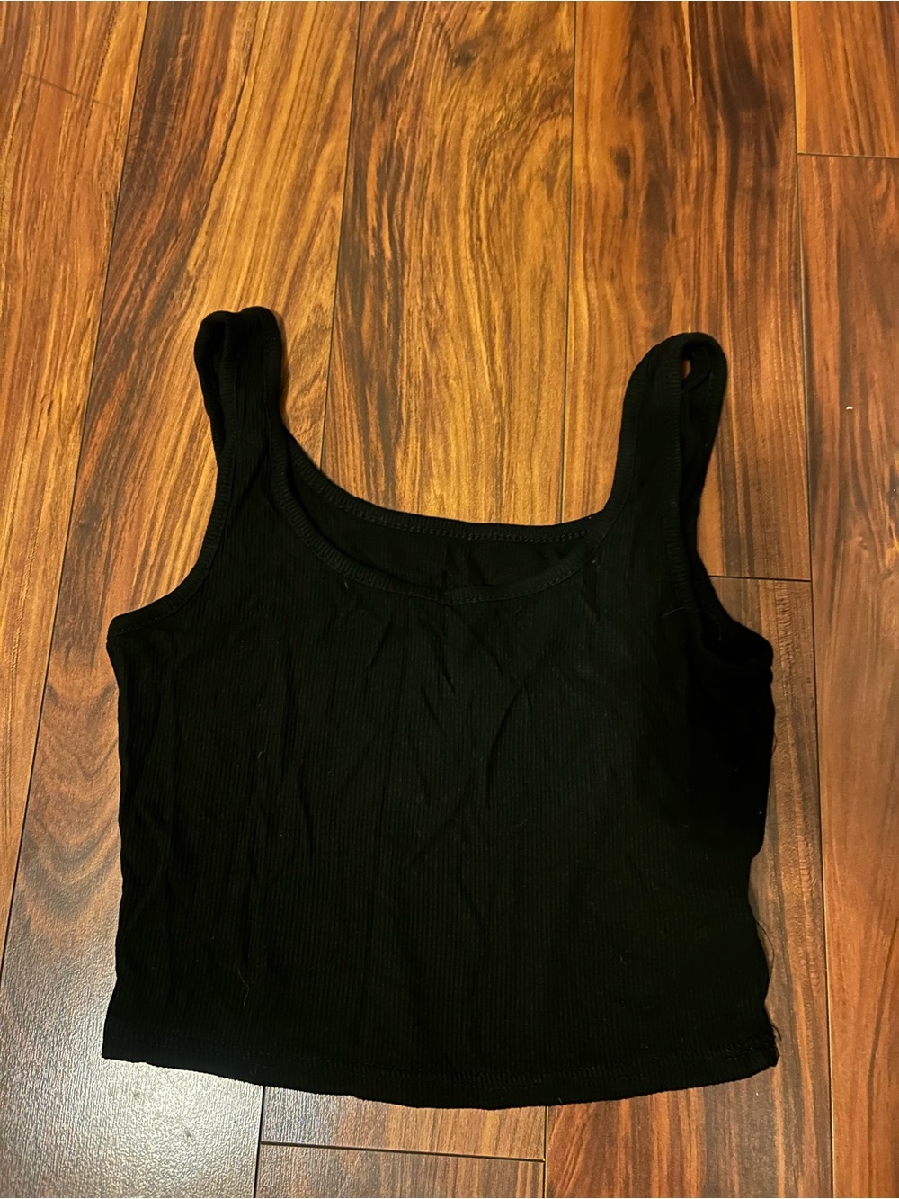 SHEIN Black Ribbed Cropped Tank Top